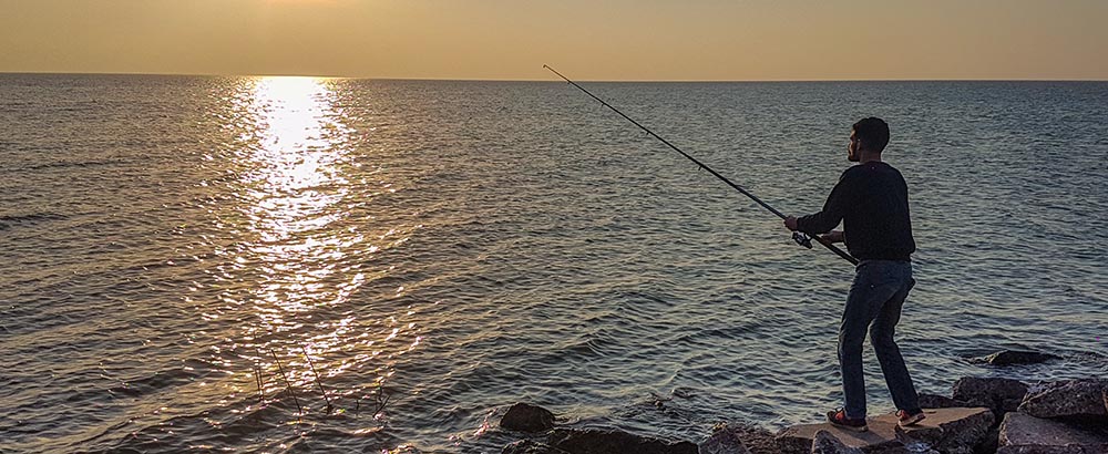 Pescador en la zona del Mar de Ansenuza